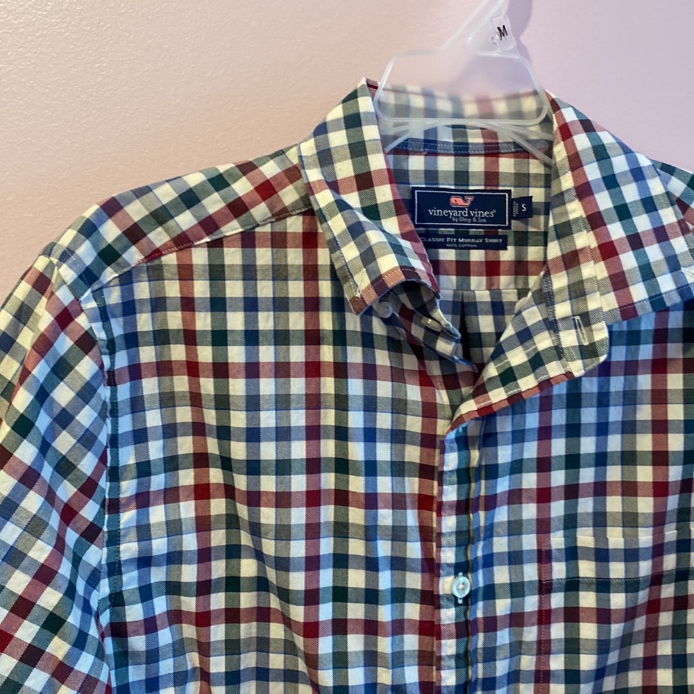 NWOT Vineyard Vines button down